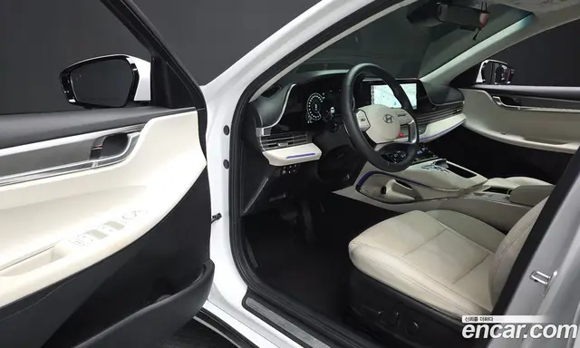 Hyundai Grandeur 2022 2.5 автомат (гидро), миниатюра 10 Hyundai Grandeur 2022 2.5 автомат (гидро), миниатюра 10