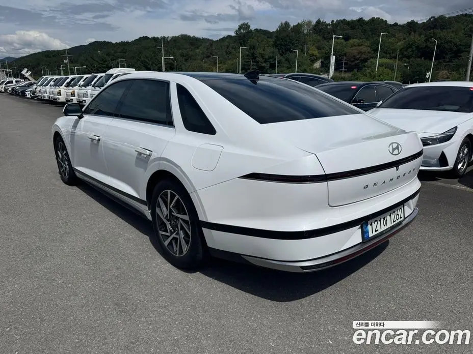 Hyundai Grandeur 2023 3.5 автомат (гидро), фото 5