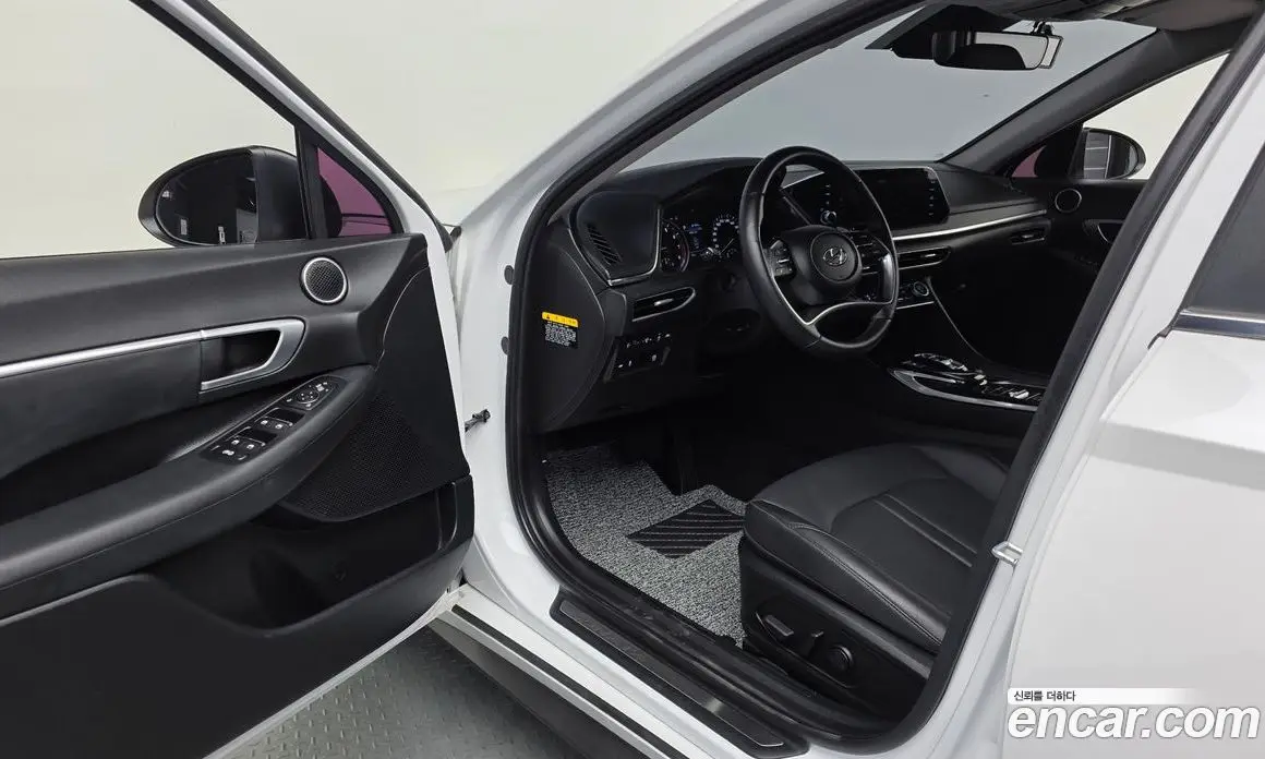 Hyundai Sonata 2019 2.0 автомат (гидро), фото 10