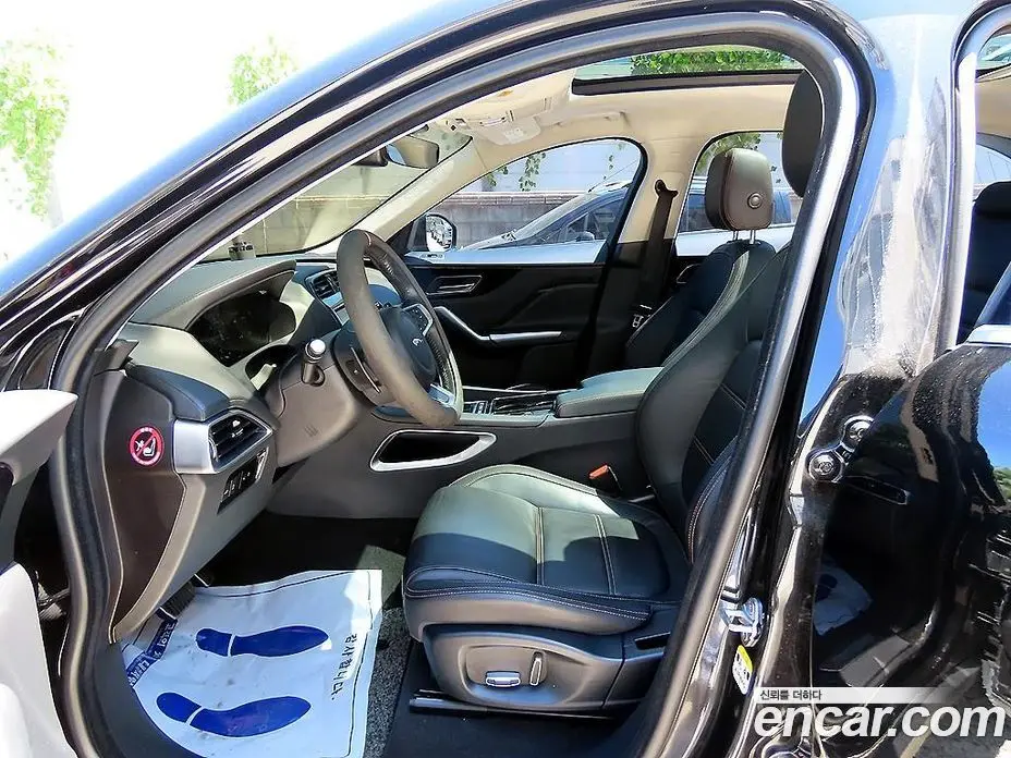 Jaguar F-Pace 2019 2.0 автомат (гидро), фото 5