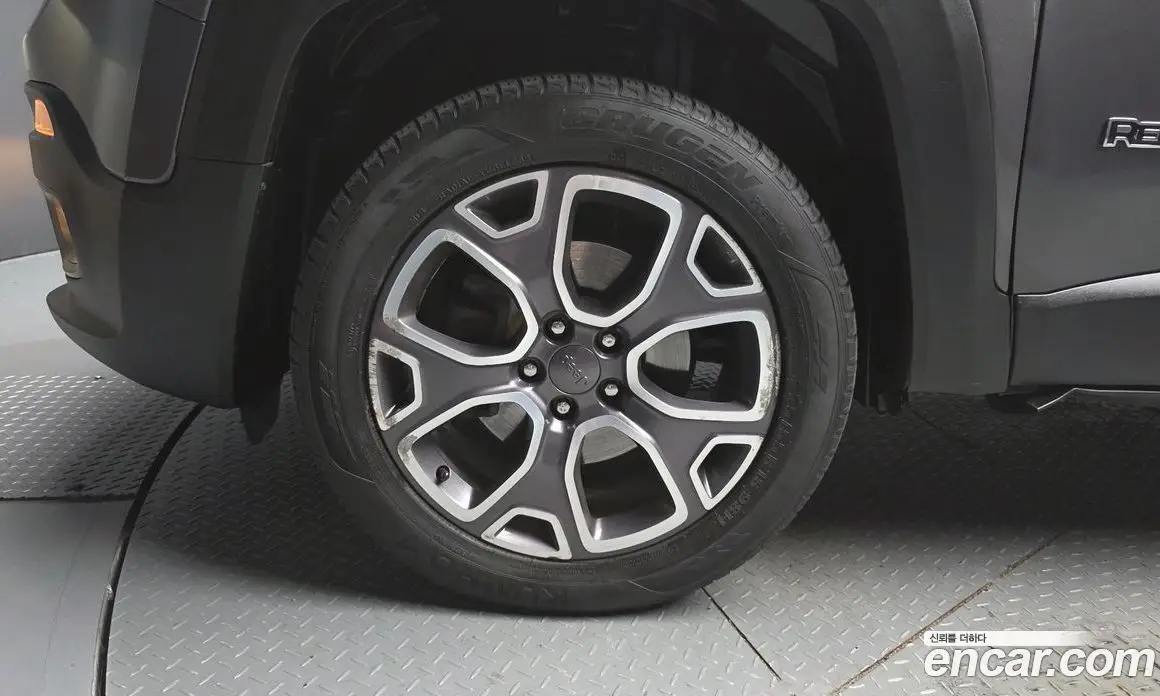 Jeep Renegade 2017 2.0 автомат (гидро), фото 5 Jeep Renegade 2017 2.0 автомат (гидро), фото 5