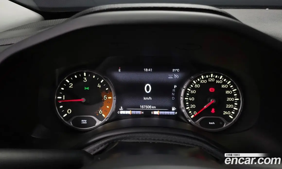 Jeep Renegade 2017 2.0 автомат (гидро), фото 8 Jeep Renegade 2017 2.0 автомат (гидро), фото 8