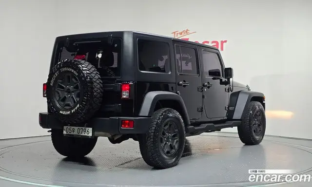 Jeep Wrangler 2015 3.6 автомат (гидро), миниатюра 2 Jeep Wrangler 2015 3.6 автомат (гидро), миниатюра 2