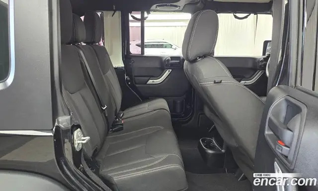 Jeep Wrangler 2015 3.6 автомат (гидро), миниатюра 11 Jeep Wrangler 2015 3.6 автомат (гидро), миниатюра 11