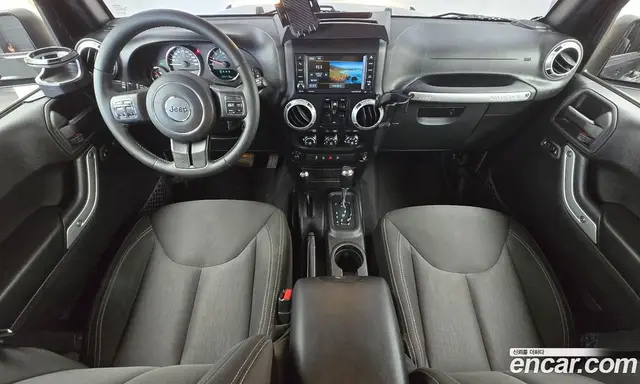 Jeep Wrangler 2015 3.6 автомат (гидро), миниатюра 7 Jeep Wrangler 2015 3.6 автомат (гидро), миниатюра 7