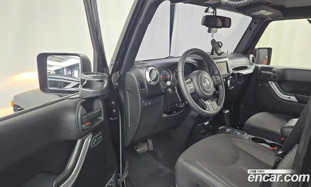 Jeep Wrangler 2015 3.6 автомат (гидро), миниатюра 10 Jeep Wrangler 2015 3.6 автомат (гидро), миниатюра 10
