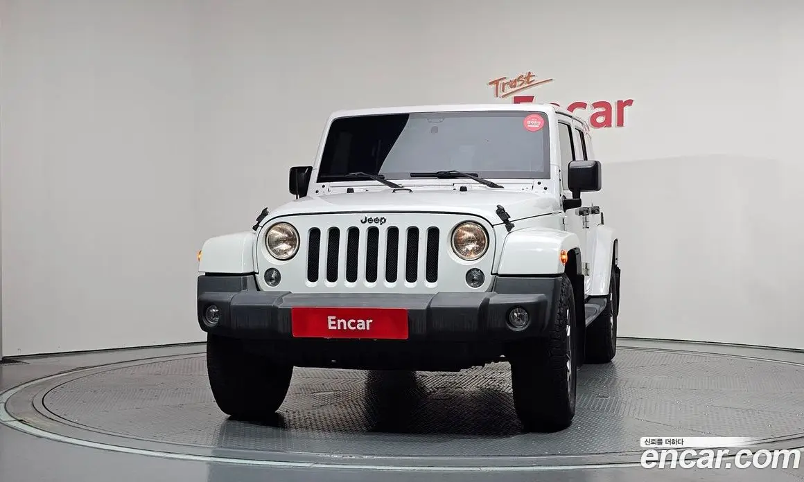 Jeep Wrangler 2015 2.8 автомат (гидро), фото 3