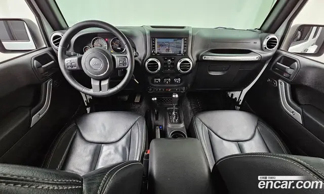 Jeep Wrangler 2015 2.8 автомат (гидро), миниатюра 7