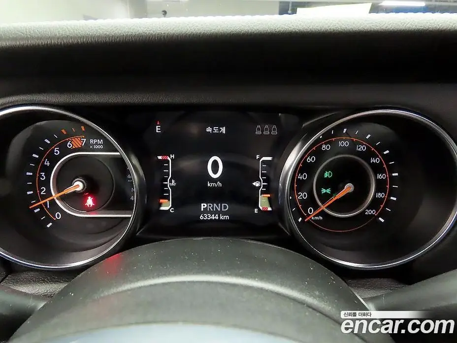 Jeep Wrangler 2022 2.0 автомат (гидро), фото 6 Jeep Wrangler 2022 2.0 автомат (гидро), фото 6