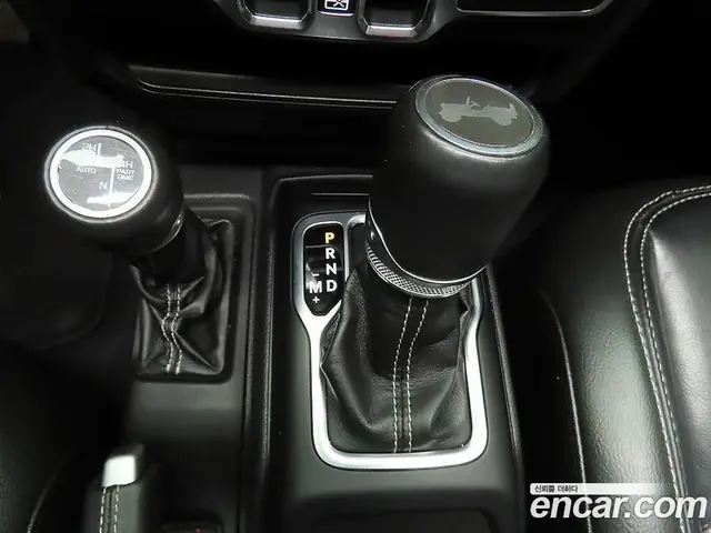 Jeep Wrangler 2022 2.0 автомат (гидро), миниатюра 10 Jeep Wrangler 2022 2.0 автомат (гидро), миниатюра 10