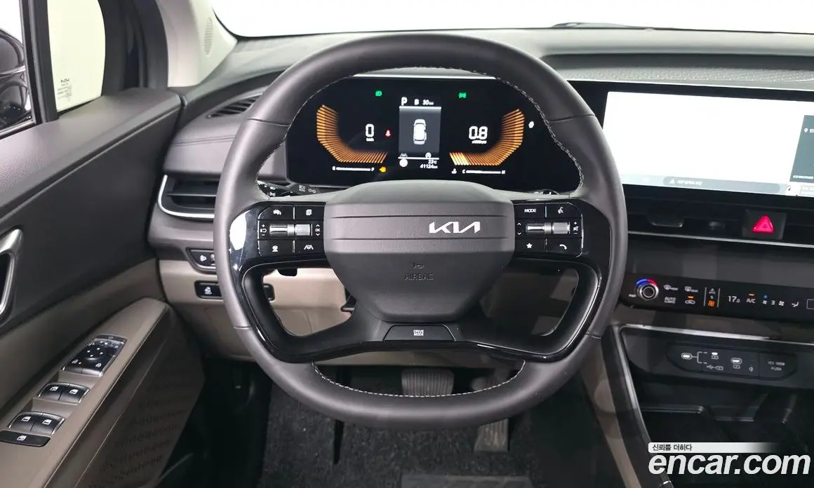 Kia Carnival 2025 2.2 автомат (гидро), фото 13 Kia Carnival 2025 2.2 автомат (гидро), фото 13