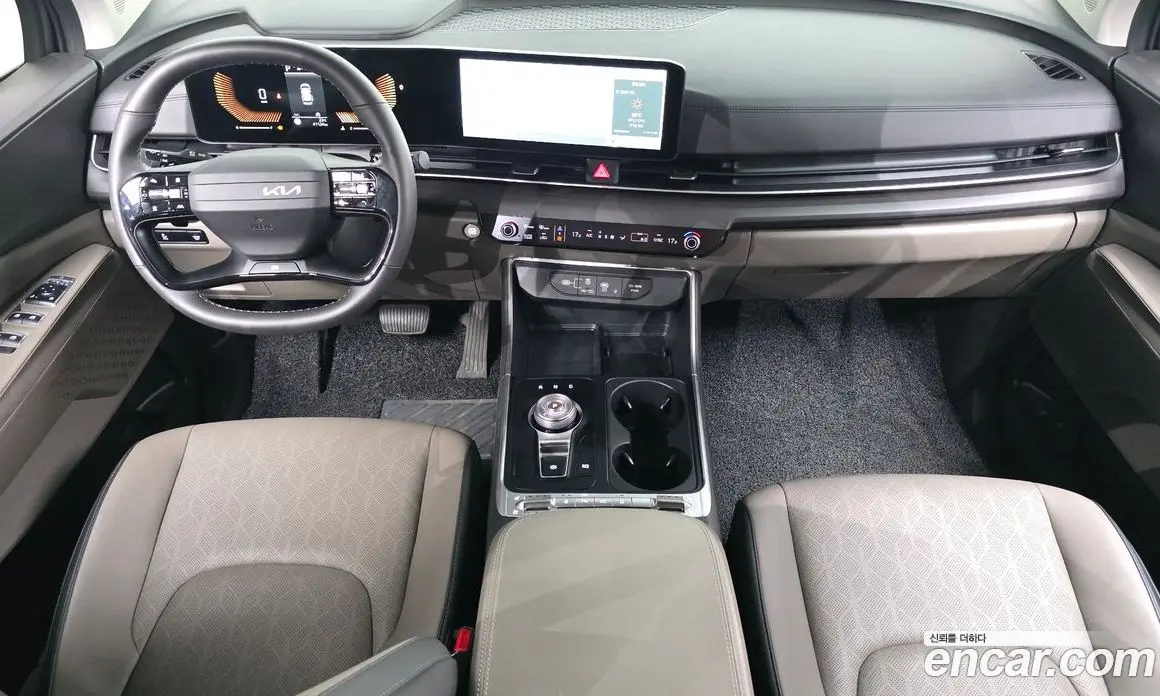 Kia Carnival 2025 2.2 автомат (гидро), фото 7 Kia Carnival 2025 2.2 автомат (гидро), фото 7