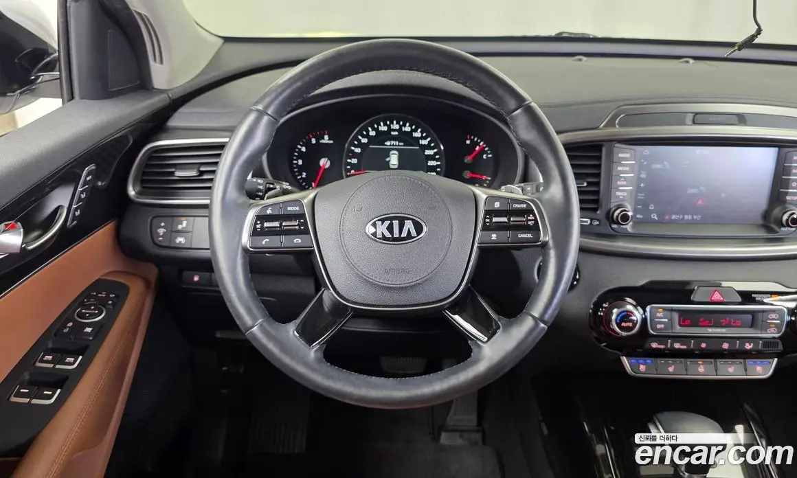 Kia Sorento 2017 2.2 автомат (гидро), фото 13