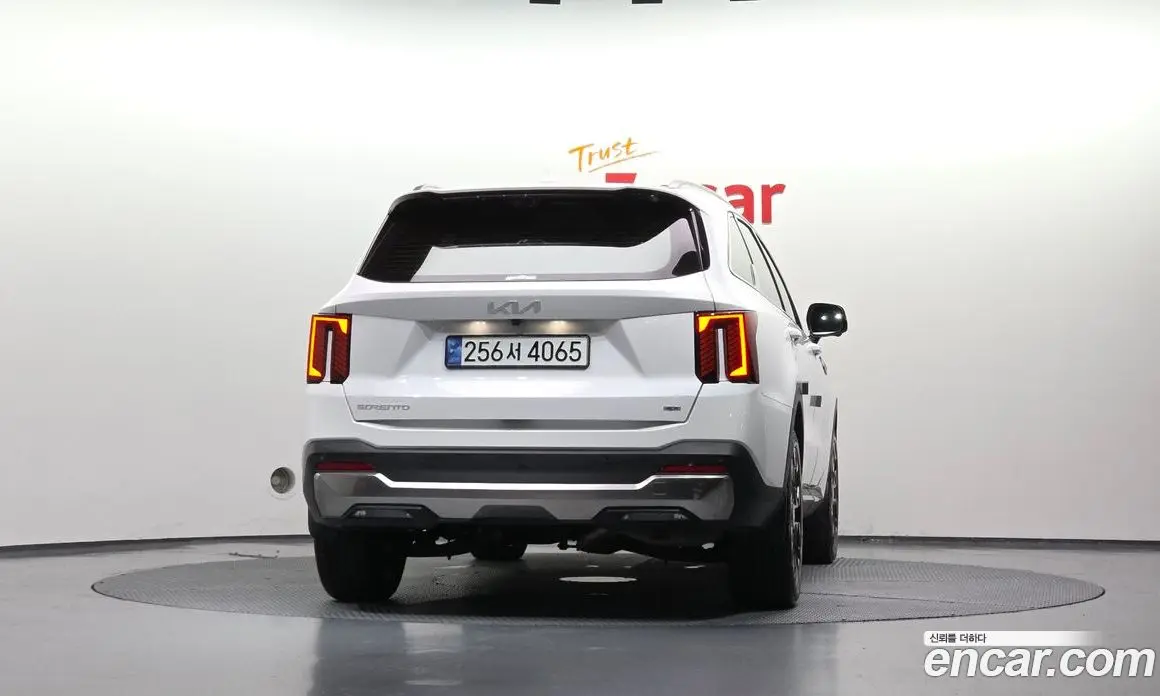 Kia Sorento 2024 2.5 автомат (гидро), фото 4