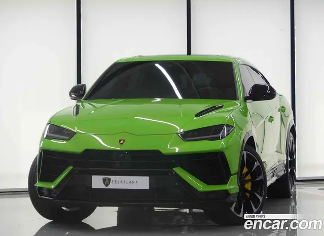 Lamborghini Urus 2024 4.0 автомат (гидро), миниатюра 2