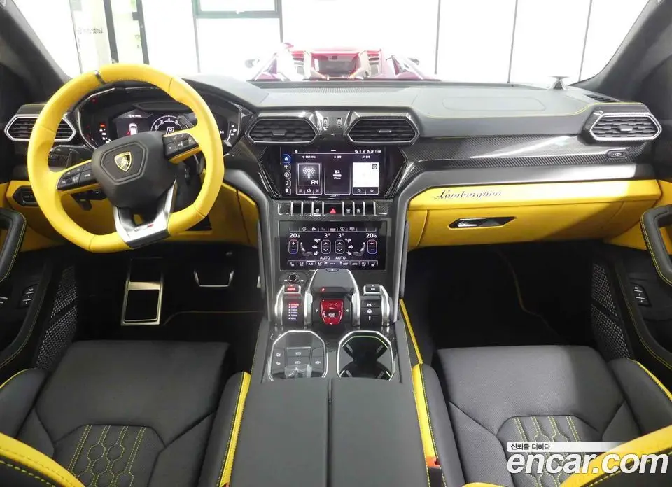 Lamborghini Urus 2024 4.0 автомат (гидро), фото 4