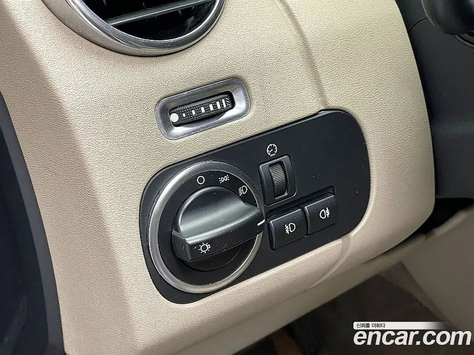 Land Rover Discovery 2015 3.0 автомат (гидро), фото 19