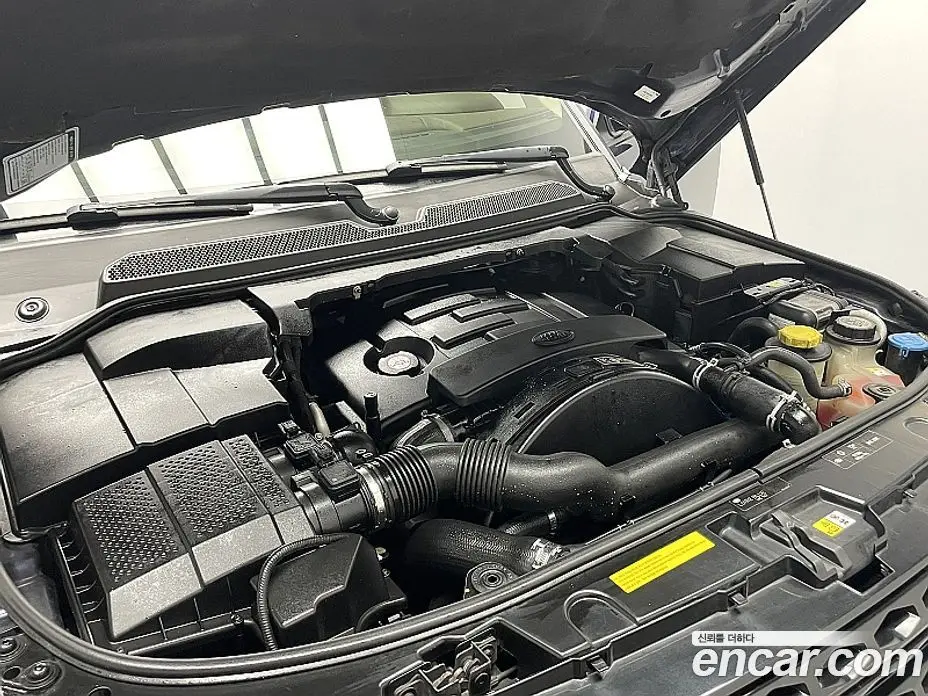 Land Rover Discovery 2015 3.0 автомат (гидро), фото 6