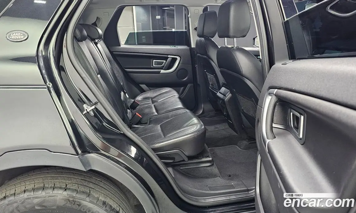 Land Rover Discovery Sport 2016 2.0 автомат (гидро), фото 12