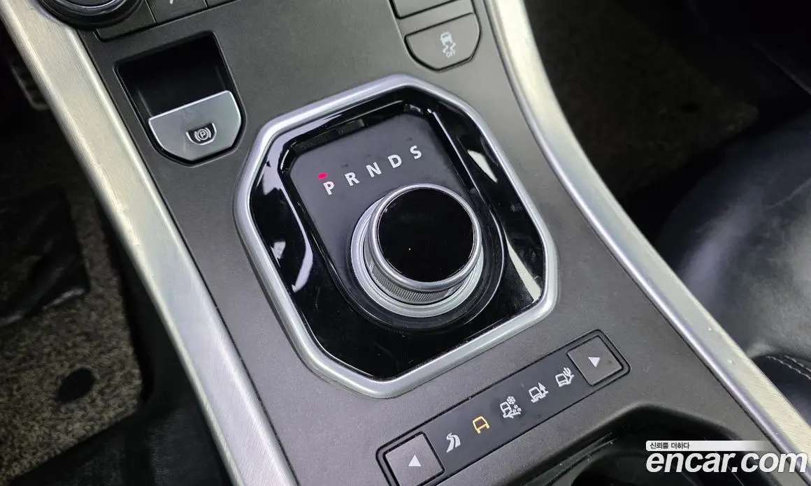 Land Rover Range Rover Evoque 2013 2.2 автомат (гидро), фото 9