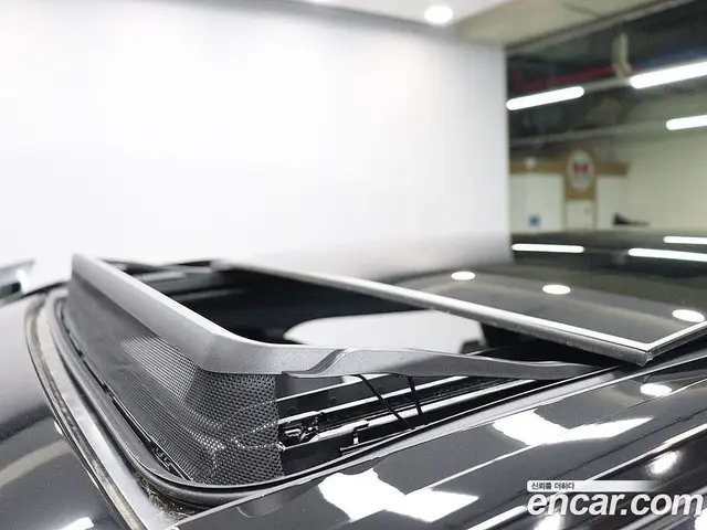 Land Rover Range Rover Velar 2026 2.0 автомат (гидро), миниатюра 12