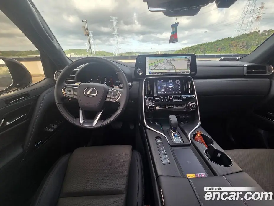 Lexus LX 2025 3.4 автомат (гидро), фото 10