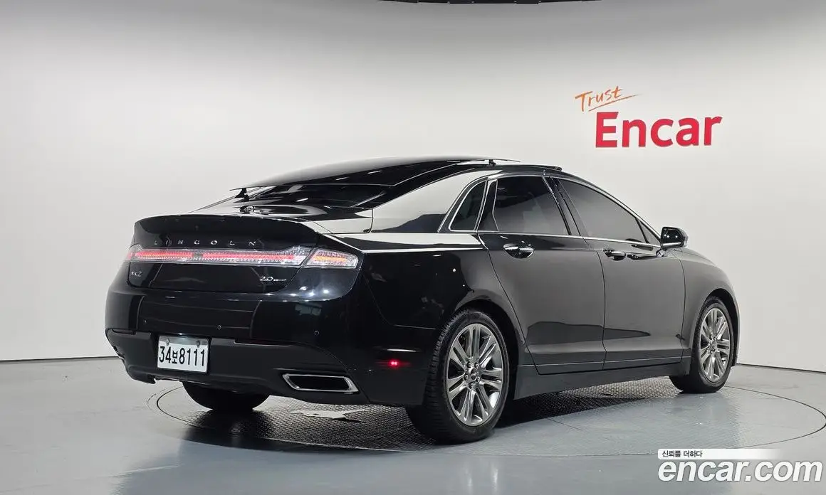 Lincoln MKZ 2015 2.0 автомат (гидро), фото 2 Lincoln MKZ 2015 2.0 автомат (гидро), фото 2