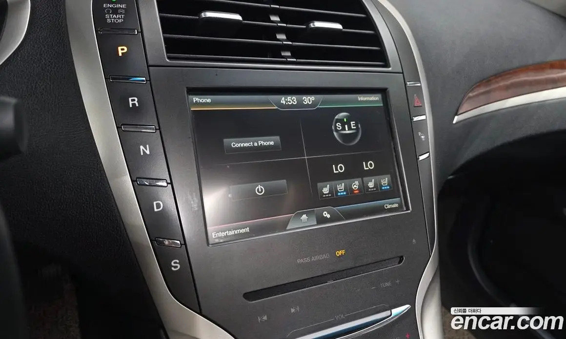 Lincoln MKZ 2015 2.0 автомат (гидро), фото 13 Lincoln MKZ 2015 2.0 автомат (гидро), фото 13