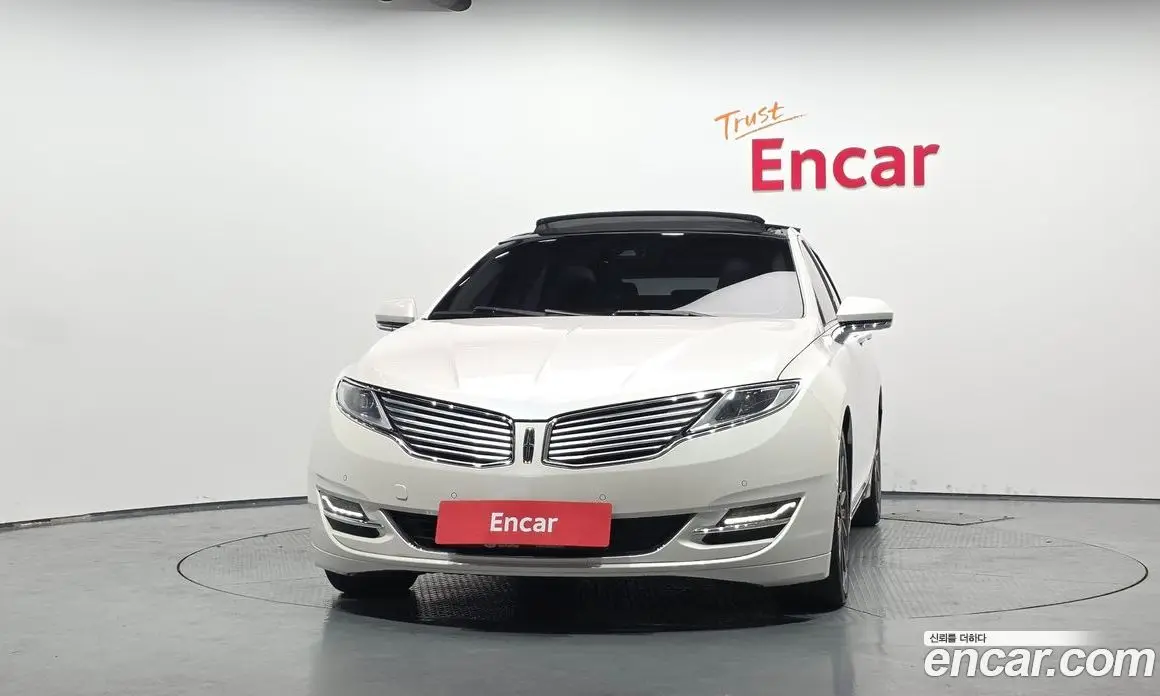 Lincoln MKZ 2015 2.0 автомат (гидро), фото 3 Lincoln MKZ 2015 2.0 автомат (гидро), фото 3