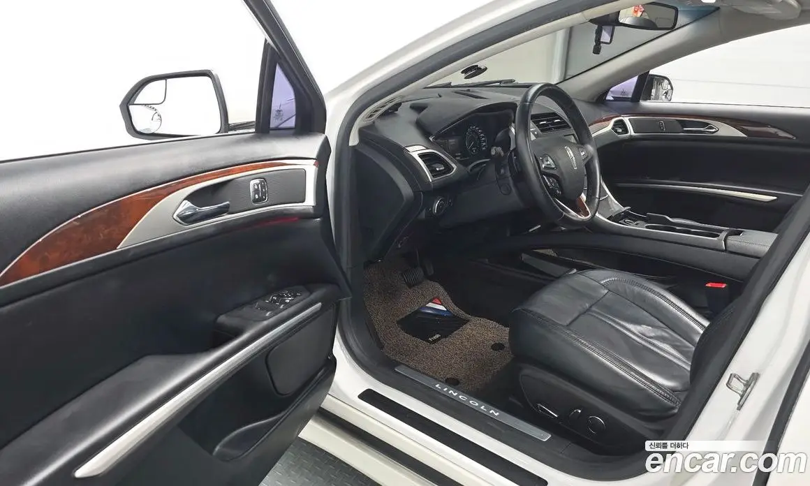 Lincoln MKZ 2015 2.0 автомат (гидро), фото 10 Lincoln MKZ 2015 2.0 автомат (гидро), фото 10