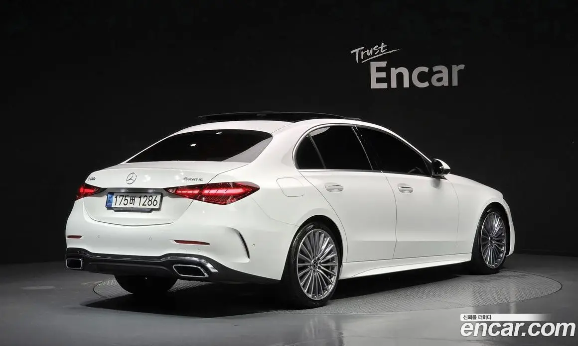 Mercedes-Benz C-Class 2023 2.0 автомат (гидро), фото 3