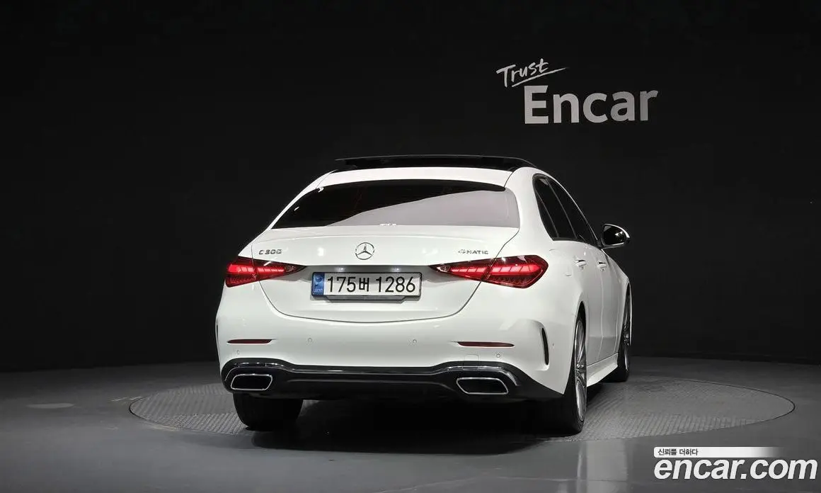 Mercedes-Benz C-Class 2023 2.0 автомат (гидро), фото 4