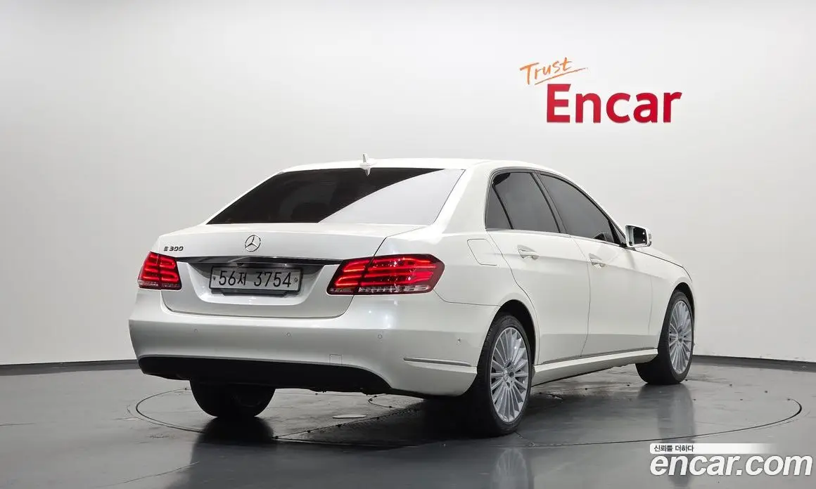 Mercedes-Benz E-Class 2015 3.5 автомат (гидро), фото 2 Mercedes-Benz E-Class 2015 3.5 автомат (гидро), фото 2
