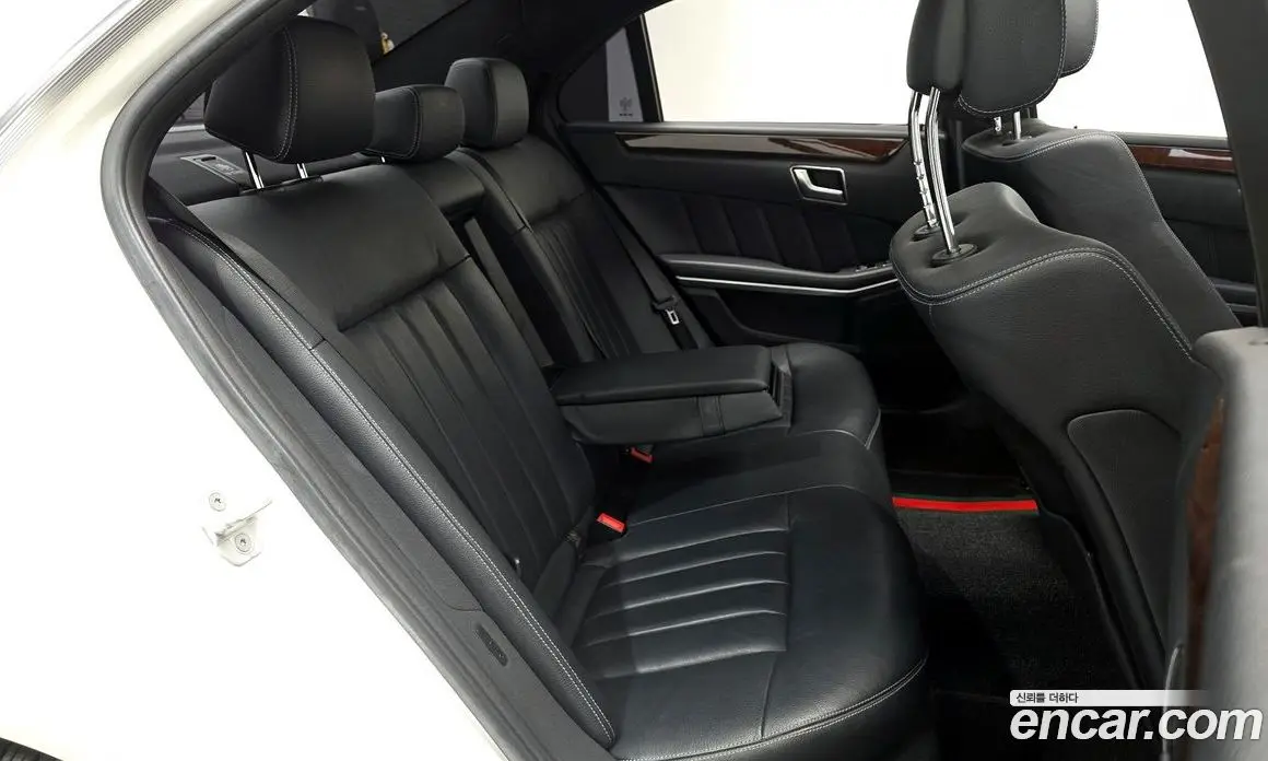 Mercedes-Benz E-Class 2015 3.5 автомат (гидро), фото 12 Mercedes-Benz E-Class 2015 3.5 автомат (гидро), фото 12