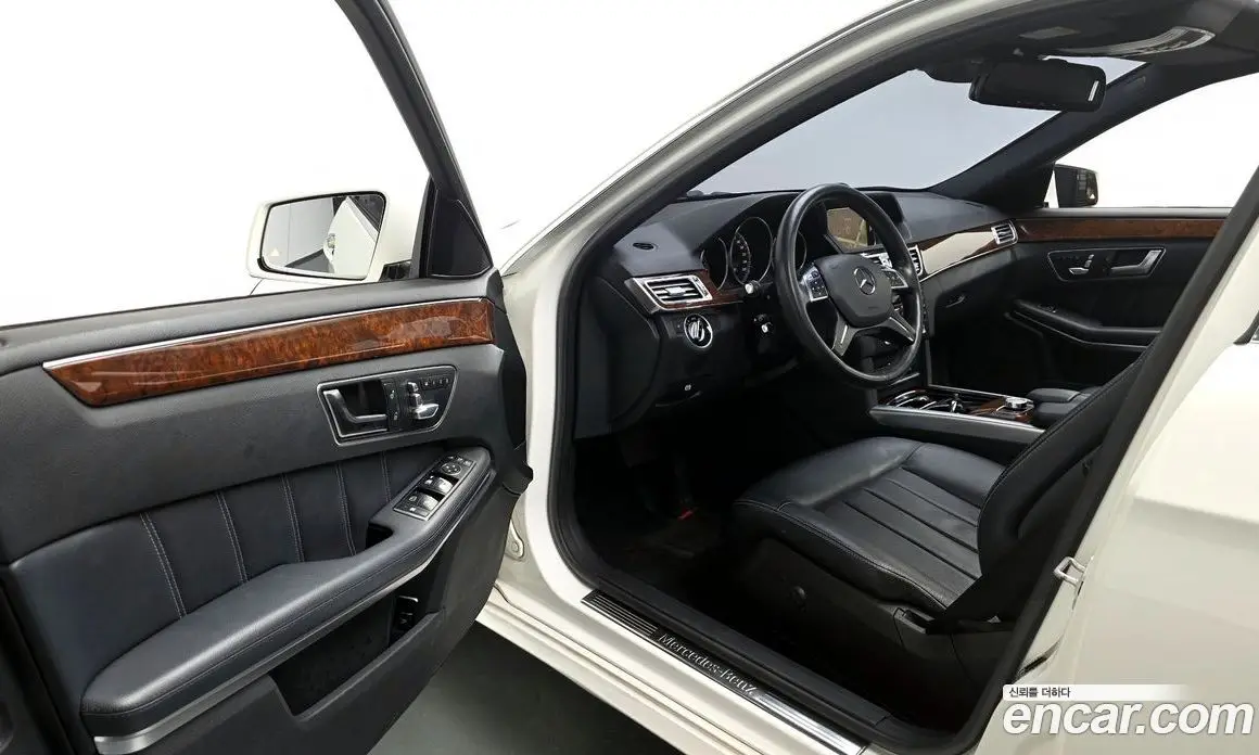 Mercedes-Benz E-Class 2015 3.5 автомат (гидро), фото 10 Mercedes-Benz E-Class 2015 3.5 автомат (гидро), фото 10