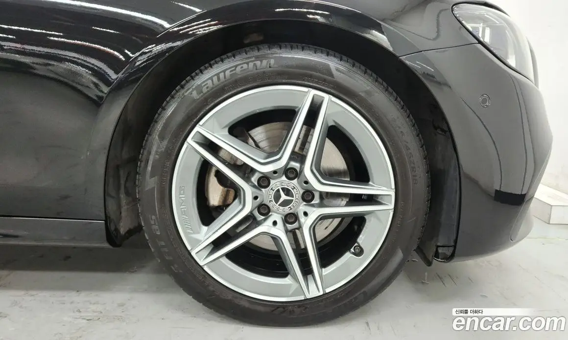 Mercedes-Benz E-Class 2022 2.0 автомат (гидро), фото 5 Mercedes-Benz E-Class 2022 2.0 автомат (гидро), фото 5