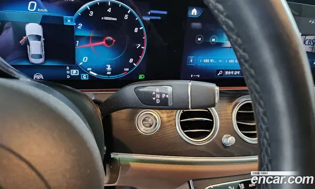 Mercedes-Benz E-Class 2022 2.0 автомат (гидро), миниатюра 8 Mercedes-Benz E-Class 2022 2.0 автомат (гидро), миниатюра 8