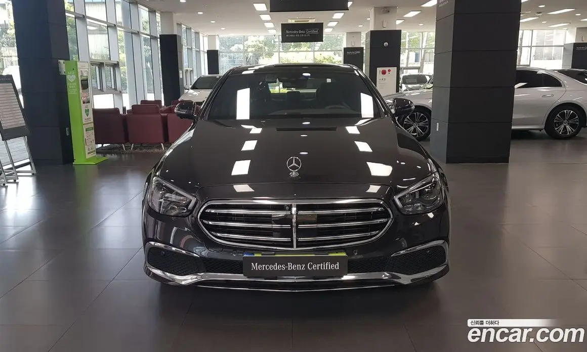 Mercedes-Benz E-Class 2023 3.0 автомат (гидро), фото 3 Mercedes-Benz E-Class 2023 3.0 автомат (гидро), фото 3