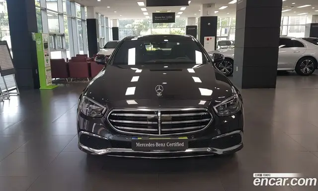 Mercedes-Benz E-Class 2023 3.0 автомат (гидро), миниатюра 3 Mercedes-Benz E-Class 2023 3.0 автомат (гидро), миниатюра 3
