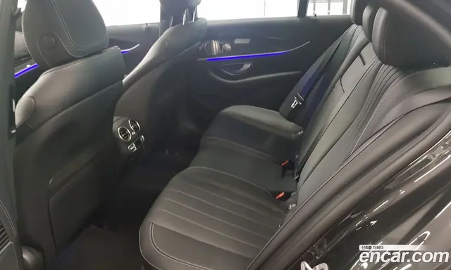 Mercedes-Benz E-Class 2023 3.0 автомат (гидро), миниатюра 10 Mercedes-Benz E-Class 2023 3.0 автомат (гидро), миниатюра 10