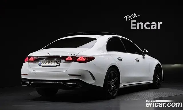 Mercedes-Benz E-Class 2024 2.0 автомат (гидро), миниатюра 2