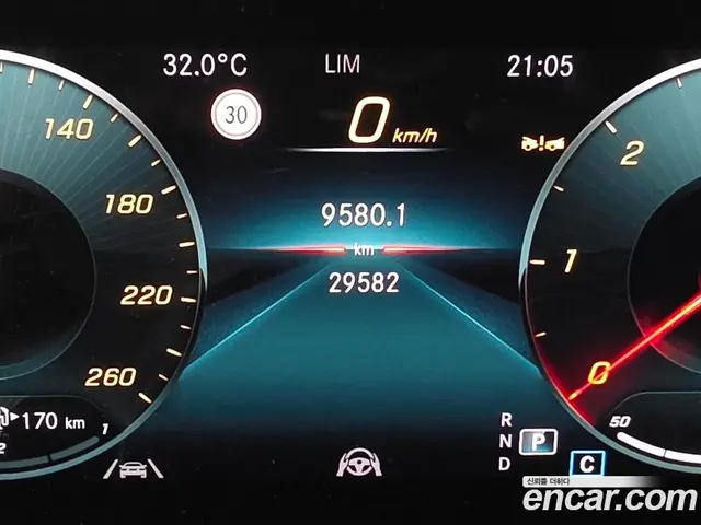 Mercedes-Benz GLE-Class 2023 2.9 автомат (гидро), миниатюра 8