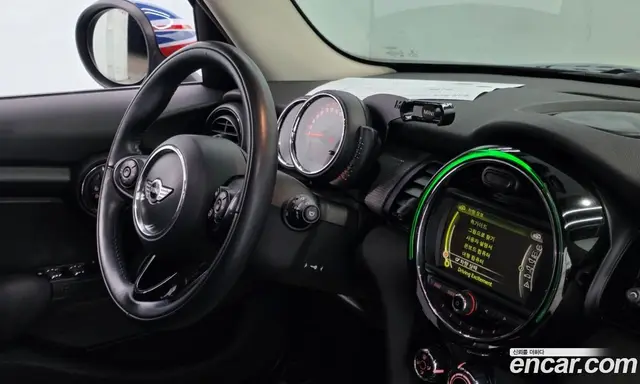 Mini Cooper 2017 1.5 автомат (гидро), миниатюра 7