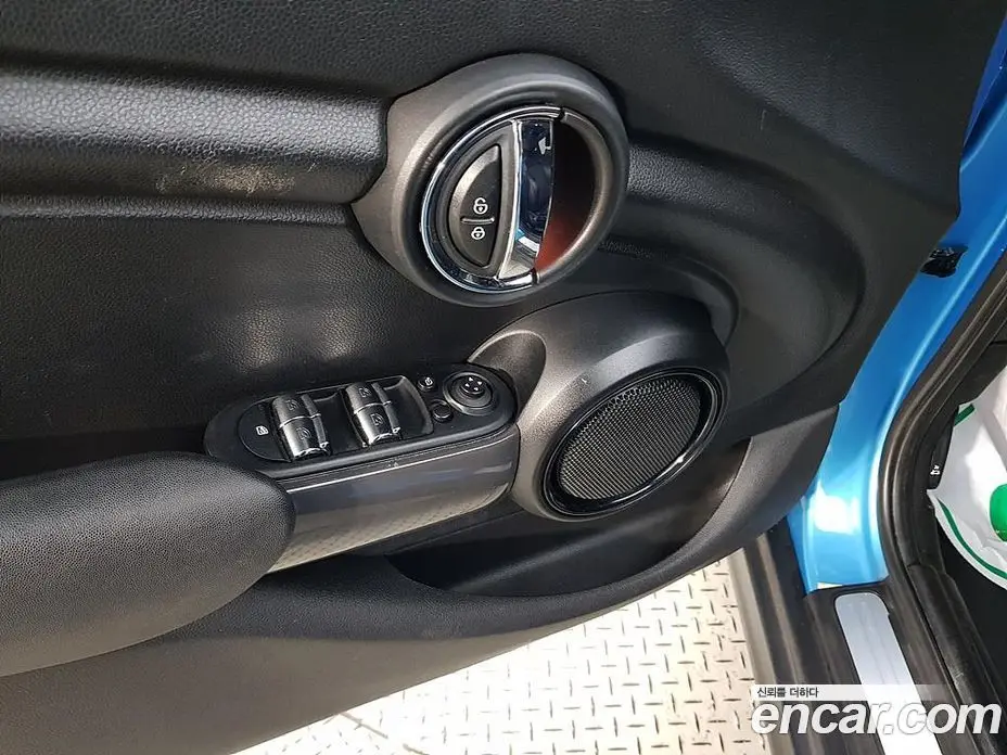 Mini Cooper 2017 1.5 автомат (гидро), фото 11