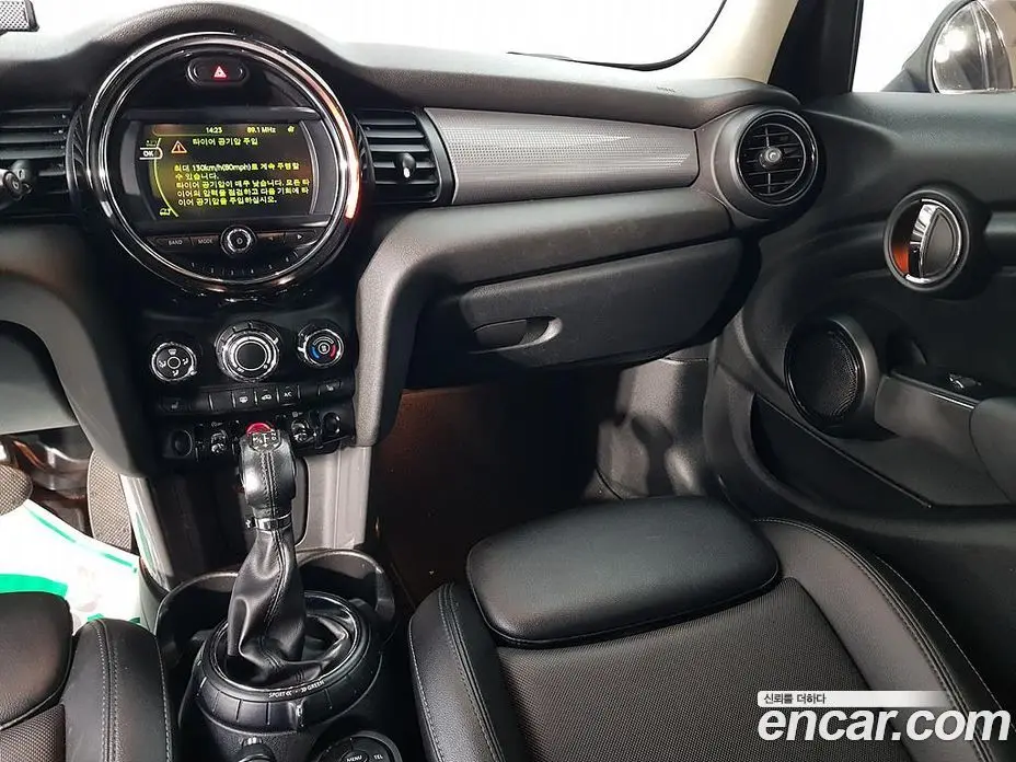 Mini Cooper 2017 1.5 автомат (гидро), фото 10