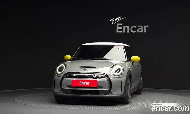 Mini Cooper 2022 автомат (гидро), миниатюра 3