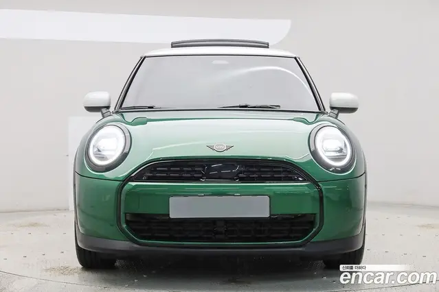 Mini Cooper 2024 2.0 автомат (гидро), миниатюра 3