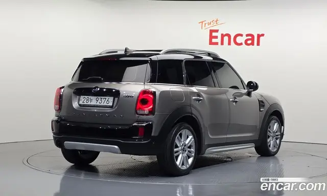 Mini Countryman 2019 1.5 автомат (гидро), миниатюра 2 Mini Countryman 2019 1.5 автомат (гидро), миниатюра 2
