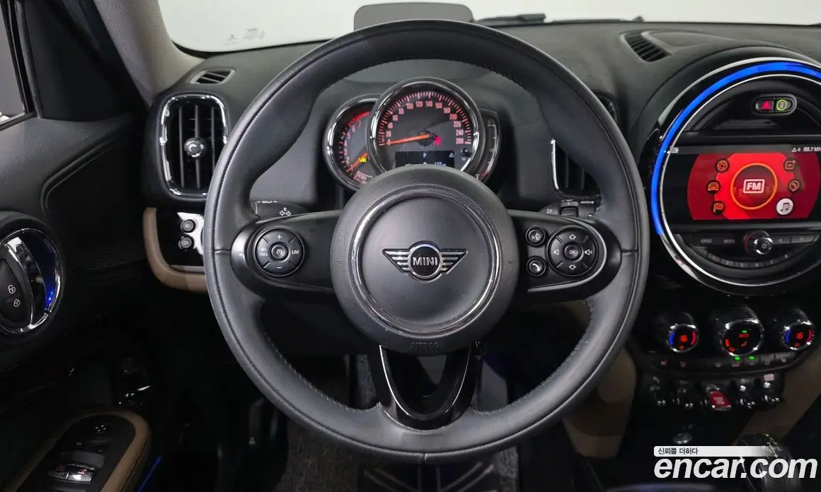 Mini Countryman 2019 1.5 автомат (гидро), фото 14 Mini Countryman 2019 1.5 автомат (гидро), фото 14