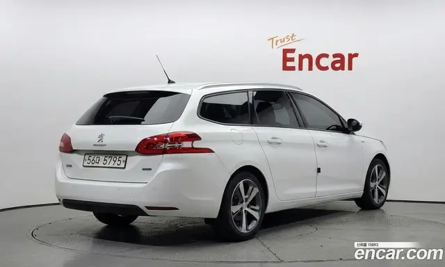 Peugeot 308 2017 1.6 автомат (гидро), миниатюра 2 Peugeot 308 2017 1.6 автомат (гидро), миниатюра 2